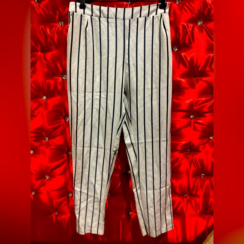 IVIVI - Vestiaire Collective Line pin strip dress pants. Size Medium